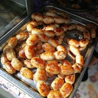 เมนูของร้าน ไส้อั่วหลัง Topland อาเขต