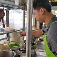บะหมี่เกี๊ยวปู ศิริราช