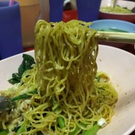 บะหมี่เกี๊ยวปู หมูแดง  ถ.มิตรภาพ
