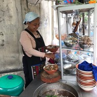 บรรยากาศ ป้าเก๋ ก๋วยจั๊บ  ซอยชานเมือง2