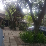 บ้านสวนศิลป์