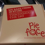 Pie Face เอ็มควอเทียร์