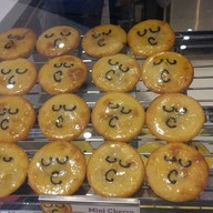 Pie Face เอ็มควอเทียร์