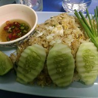 เจ๊นา หูฉลาม เจ้าเก่ากรมศุล คลองเตย