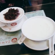 เมนูของร้าน Yee Shun Milk Company 義順牛奶公司 Yau Ma Tei