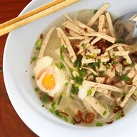 เมนูของร้าน ข้าวเปียกปากหมา