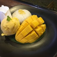 Mango Cafe สาขา 2 Tree Town