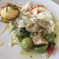 ข้าวแกงครัวต้นแก้ว