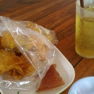 เมนูของร้าน ป้าแป้งเย็นตาโฟประตูชัย กาดนำ้ทอง