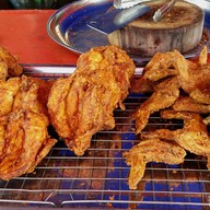 เมนูของร้าน ไก่ทอดหาดใหญ่