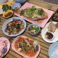 เมนูของร้าน ตำไทเลย แหลมฉบัง