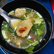 แซ่บหมูตุ๋น