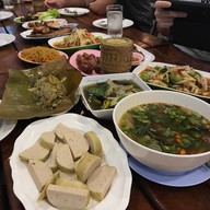 บรรยากาศ หน่อยตำซั่ว