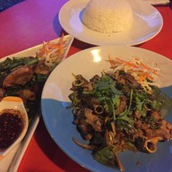 ส้มตำแม่ปูม้า