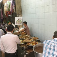 บรรยากาศ ข้าวแกงเจ๊พร