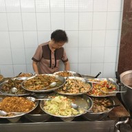เมนูของร้าน ข้าวแกงเจ๊พร