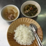 เมนูของร้าน ข้าวแกงเจ๊พร