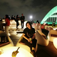 บรรยากาศ CRU Champagne Bar centralwOrld