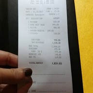 CRU Champagne Bar centralwOrld