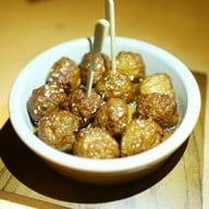 เมนูของร้าน CRU Champagne Bar centralwOrld