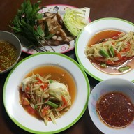 เมนูของร้าน ส้มตำ เจ้ปุ้ย