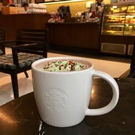 เมนูของร้าน Starbucks โรงพยาบาลบำรุงราษฎร์ ชั้น 10