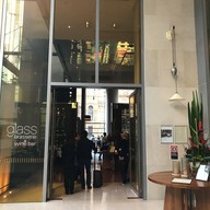 หน้าร้าน Glass Brasserie