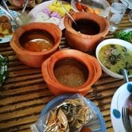 เมนูของร้าน สิวาลัย แม่ทองร้อยขนมจีนหล่มเก่า