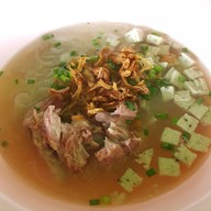 ก๋วยจั๊บณวนอุบลแซบเว่อร์
