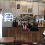 Rabbit Cafe Pai