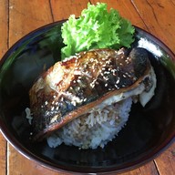 เมนูของร้าน เซี่ยะ เซี่ยะ อาหารตามสั่ง พูนผลไนท์พล่าซ่า