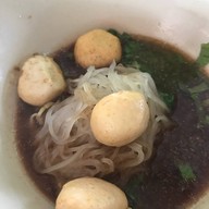 ก๋วยเตี๋ยวเรือ ขึ้นบก โกชัย  สาขา1