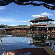ร้านอาหารสองบัว