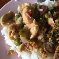 ร้านข้าวแกงเจ๊เฮียง