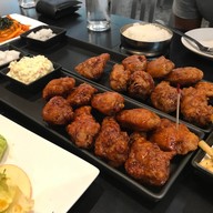 เมนูของร้าน Bonchon Korean Fried Chicken (บอนชอนไก่ทอดเกาหลี) พรอมานาด