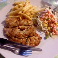 เมนูของร้าน รู้เองจ๊ะ อาหารตามสั่ง