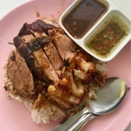 เมนูของร้าน ฮิ้น ข้าวหมูแดงข้าวหน้าเป็ด นครปฐม