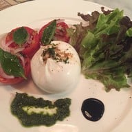 เมนูของร้าน Peppina The Commons