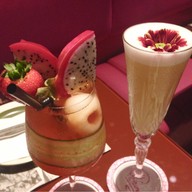 เมนูของร้าน Mrs. Pound