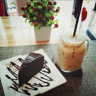 Fall In Love Cafe สุขุมวิท 101/1