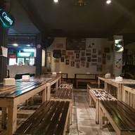 บรรยากาศ IS AM ARE