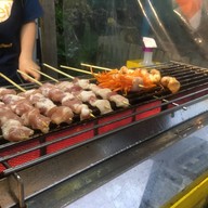 บรรยากาศ ปิ้งย่างหม่าล่า  ถ.นิพัทธสงเคราะห์ 5