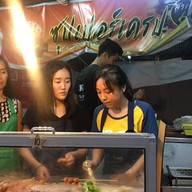 บรรยากาศ ปิ้งย่างหม่าล่า  ถ.นิพัทธสงเคราะห์ 5