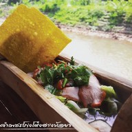 เมนูของร้าน คำเพชรก๋วยเตี๋ยวโกงโต๋ง ฮางห้อยขา