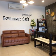 บรรยากาศ Poonnawat cafe