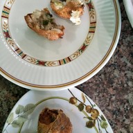 เจ๊เอื้อง ก๋วยเตี๋ยวหมูบ้านบึง