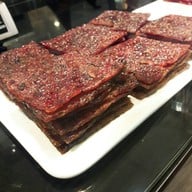 เมนูของร้าน Bee Cheng Hiang EmQuartier