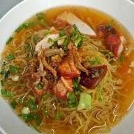 เมนูของร้าน บะหมี่เกี๊ยวกวางตุ้งหมูแดงสมศักดิ์ บางหว้า (เจ้าเก่า)