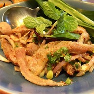 เมนูของร้าน Kumpoon Central World