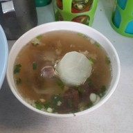 ก๋วยเตี๋ยวแสนสุขแฮปปี้แลนด์